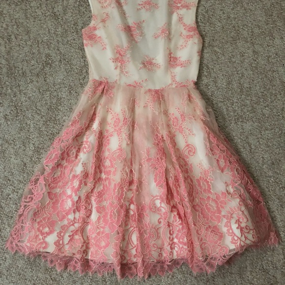 Alice and Olivia dress size 0, worn once - Picture 5 of 7